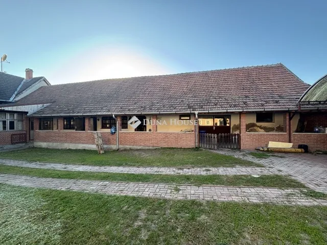 Eladó ház Dunaharaszti 176 nm