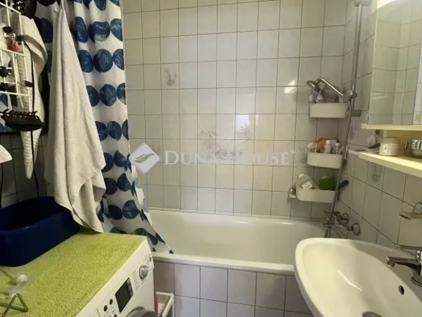 Eladó lakás Budapest XXI. kerület 71 nm