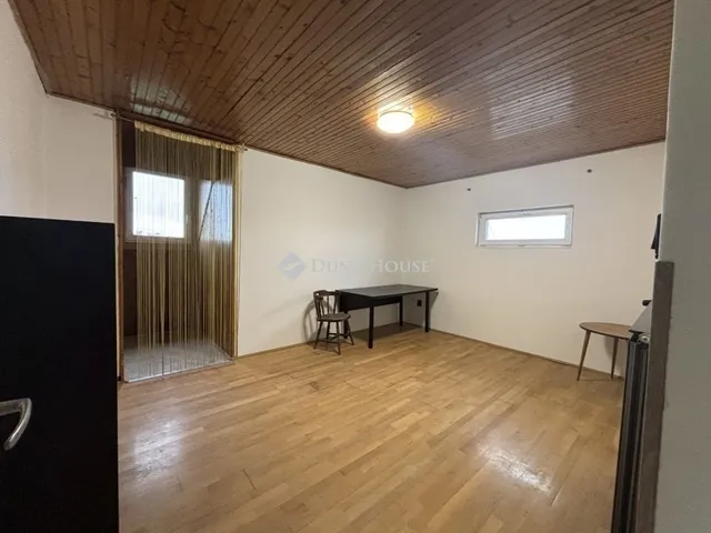 Eladó ház Dunaharaszti 327 nm