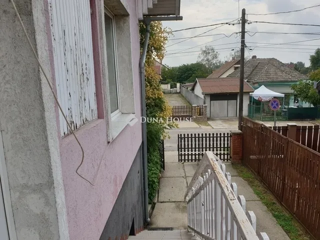 Eladó ház Dunaharaszti 327 nm