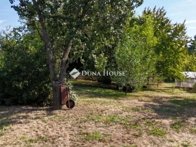 Eladó telek Érd 726 nm