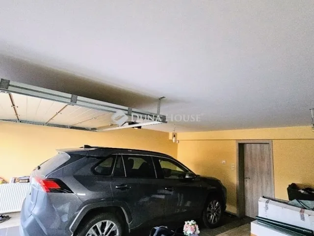 Eladó üdülő és hétvégi ház Szigetcsép 180 nm