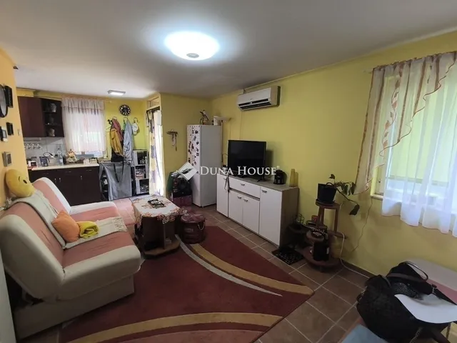 Eladó üdülő és hétvégi ház Ráckeve 33 nm