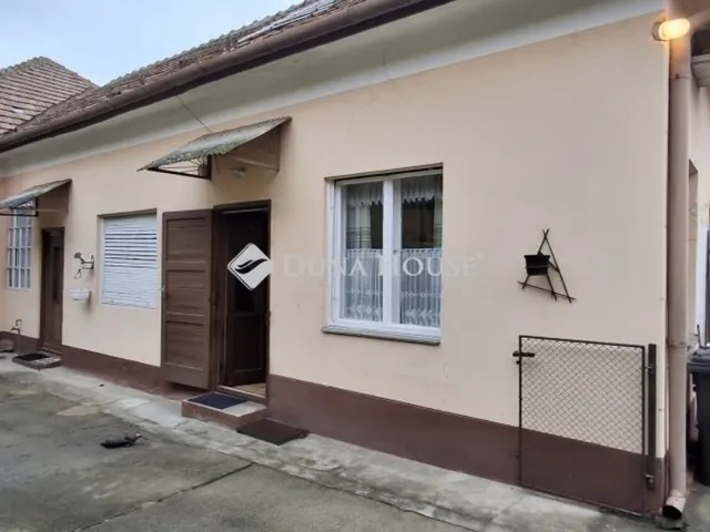 Eladó ház Taksony 120 nm