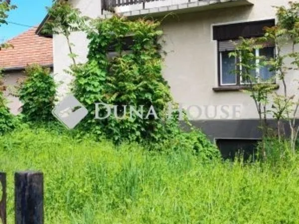 Eladó ház Szigetbecse 84 nm