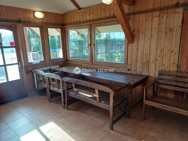 Eladó kereskedelmi és ipari ingatlan Ráckeve 45 nm