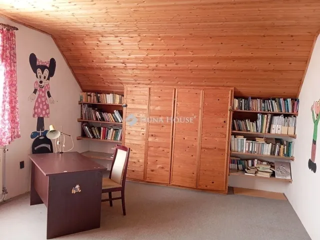 Eladó ház Kiskunlacháza 245 nm