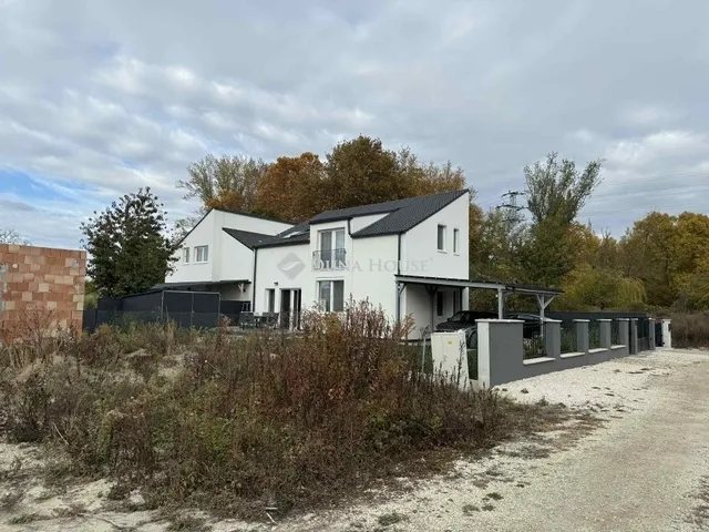 Eladó lakás Ráckeve 62 nm