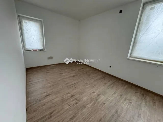 Eladó lakás Ráckeve 62 nm