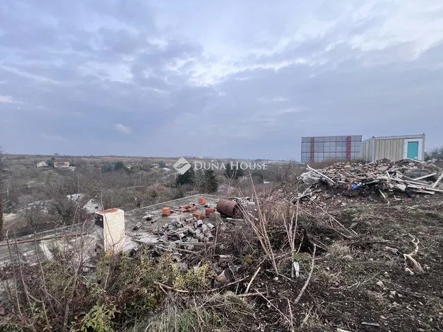 Eladó telek Törökbálint 1281 nm