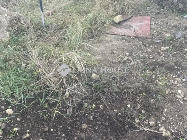 Eladó telek Törökbálint 1281 nm