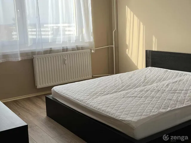 Eladó lakás Győr, Adyváros 53 nm