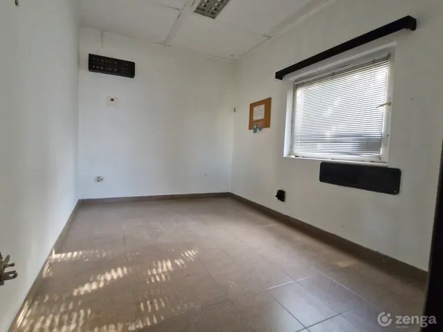 Kiadó kereskedelmi és ipari ingatlan Szigetszentmiklós 163 nm