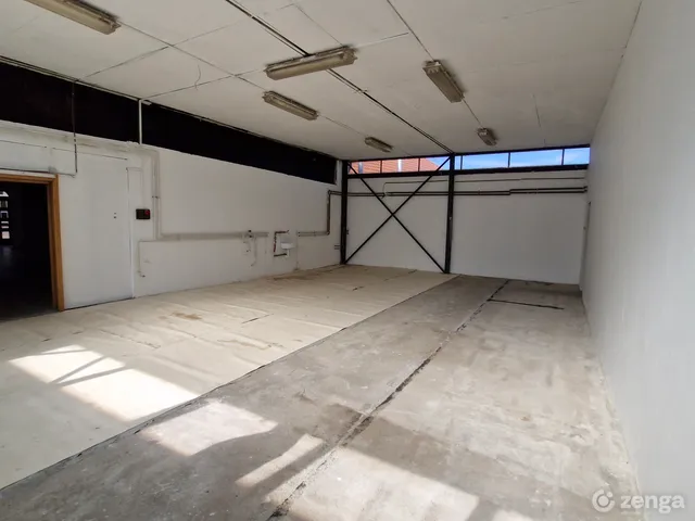 Kiadó kereskedelmi és ipari ingatlan Szigetszentmiklós 116 nm