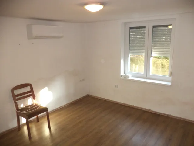 Eladó ház Várpalota 70 nm