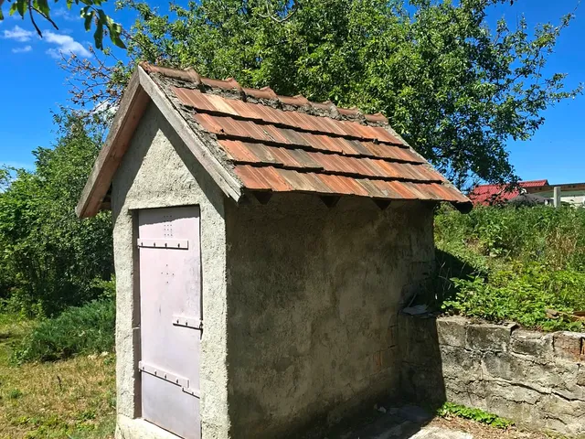 Eladó nyaraló Várpalota, Józanszőlő 20 nm