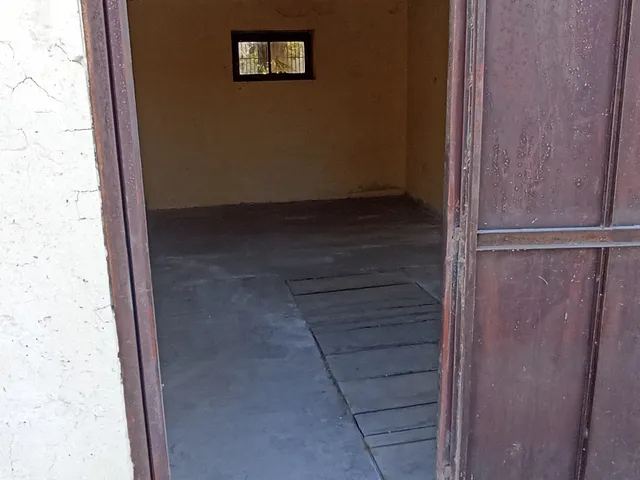 Eladó garázs Várpalota, Fehérvári út 19 nm
