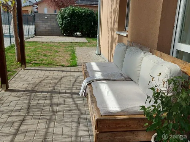 Eladó lakás Vecsés, Felsőhalom 118 nm