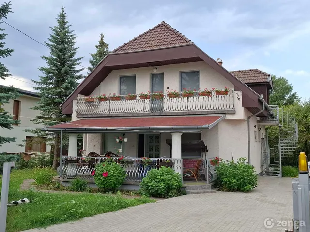 Eladó üdülő és hétvégi ház Zamárdi, Fürdőtelep 200 nm