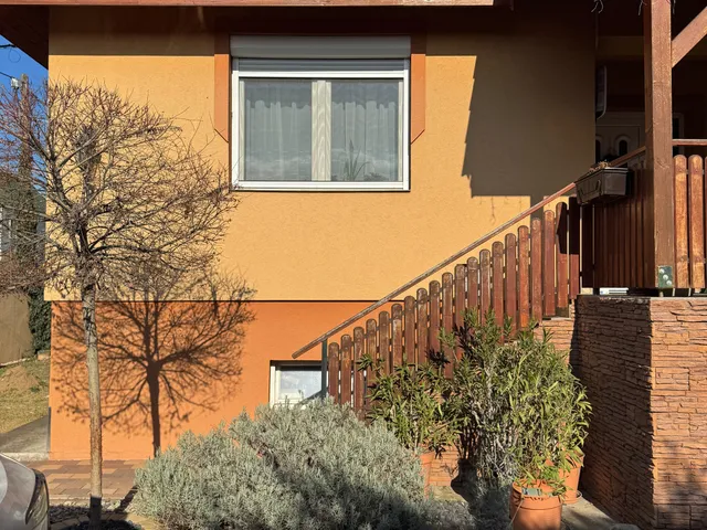 Eladó ház Dunakeszi 100 nm