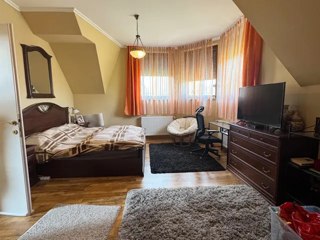Eladó ház Veresegyház 184 nm