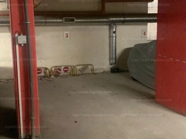 Kiadó garázs Eger, Károlyváros, Tízes honvéd út 23 19 nm