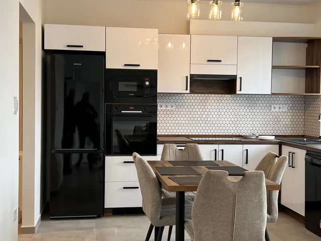 Kiadó lakás Eger, Hajdúhegy 60 nm