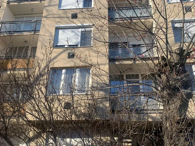 Eladó lakás Eger, Károlyváros 60 nm