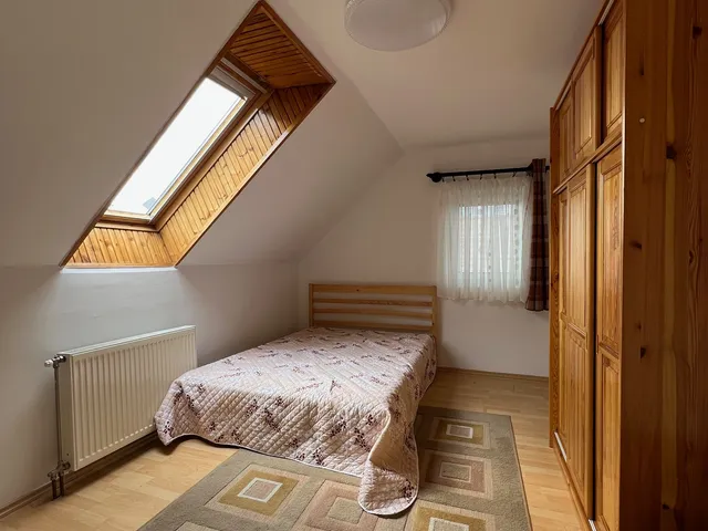 Kiadó ház Eger, Belváros 172 nm
