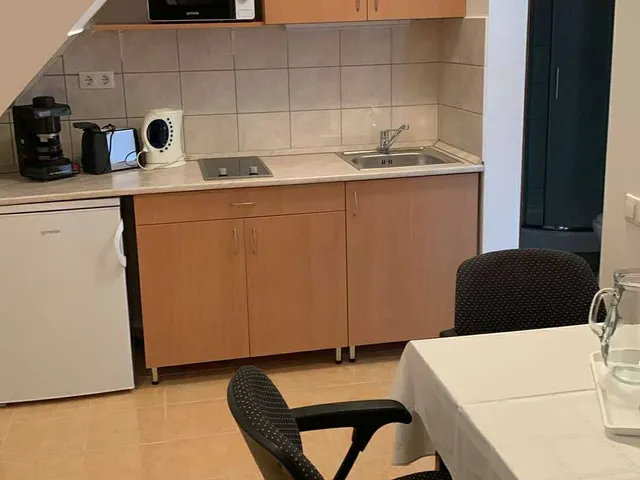 Eladó kereskedelmi és ipari ingatlan Szomolya 310 nm