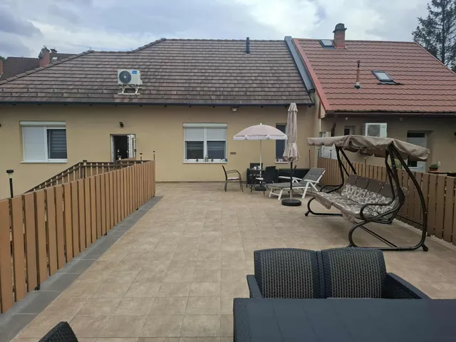 Eladó ház Eger, Almagyar 178 nm