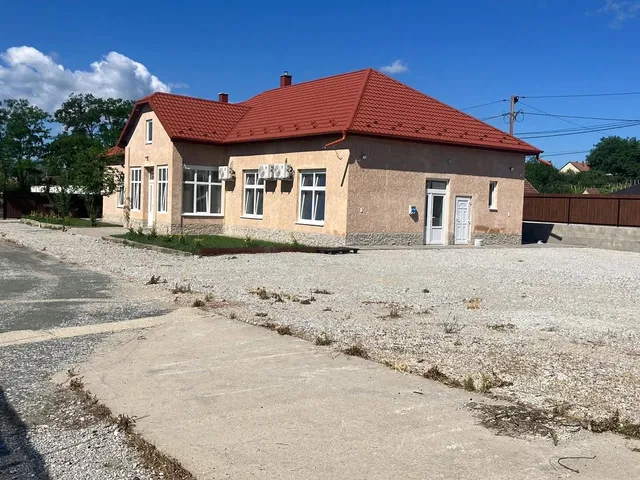 Kiadó ház Eger, Felnémet 220 nm