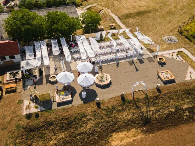 Eladó kereskedelmi és ipari ingatlan Eger 360 nm