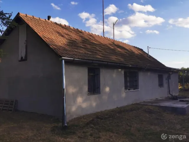 Eladó ház Csemő 105 nm