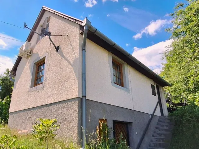 Eladó üdülő és hétvégi ház Sümeg 84 nm