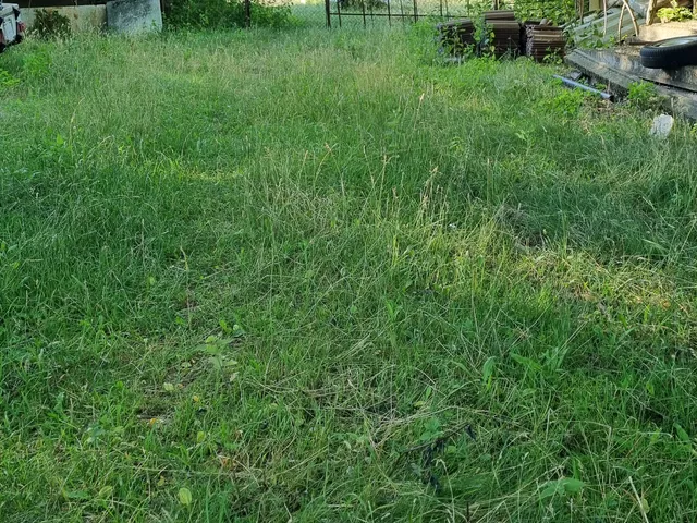 Eladó telek Budakalász 3400 nm