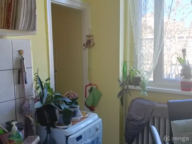Eladó lakás Tatabánya, Ságvári-lakótelep 58 nm