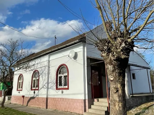 Eladó ház Tiszavasvári 140 nm