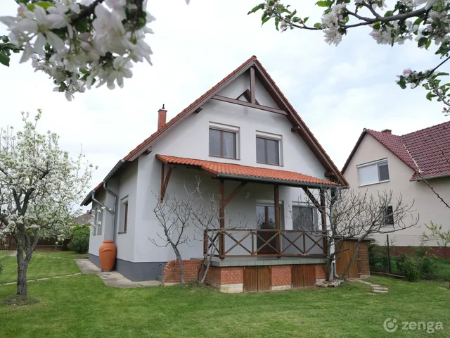 Eladó ház Veszprém, Gyulafirátót 135 nm