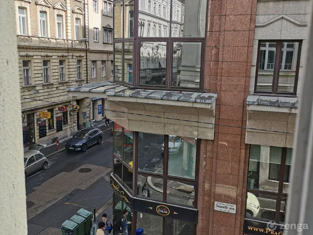 Kiadó lakás Budapest VI. kerület, Nagykörúton belüli terület 15 nm