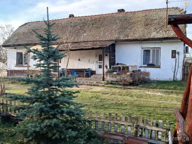 Eladó ház Kunpeszér 78 nm