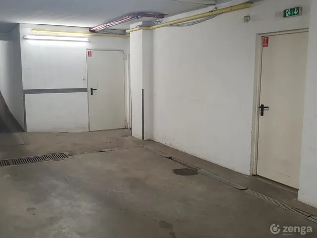 Eladó garázs Budapest XIV. kerület 13 nm