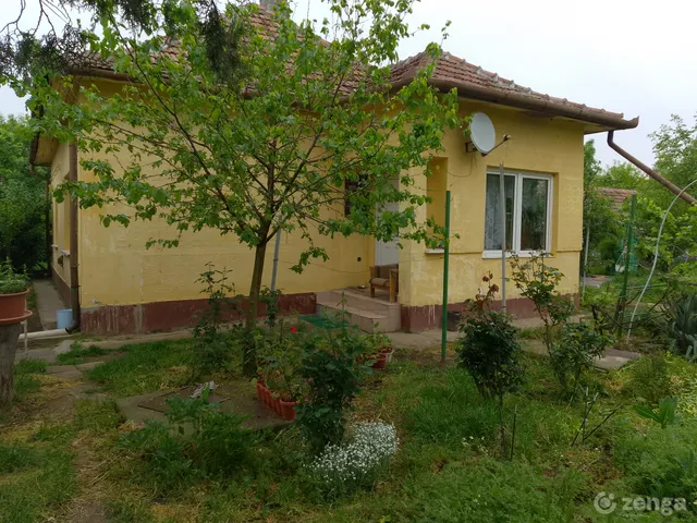 Eladó ház Kőtelek 100 nm