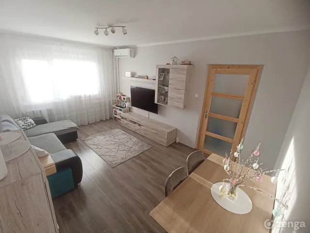 Eladó lakás Szeged, Makkosház 47 nm