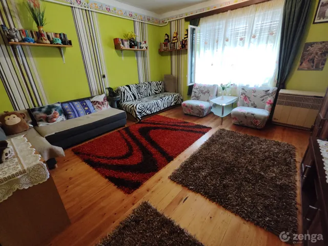 Eladó ház Csány 80 nm