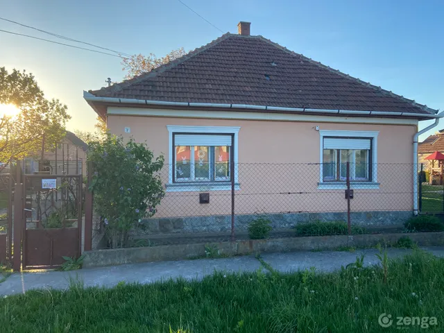 Eladó ház Emőd 70 nm
