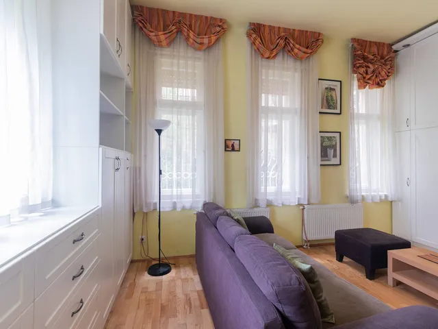 Eladó lakás Budapest II. kerület, Pasarét 26 nm