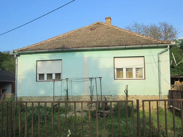 Eladó ház Bükkösd 120 nm