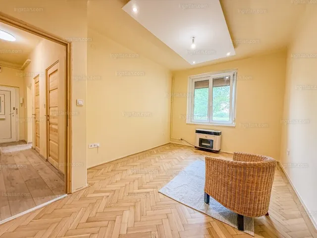 Eladó lakás Pécs, Uránváros 54 nm
