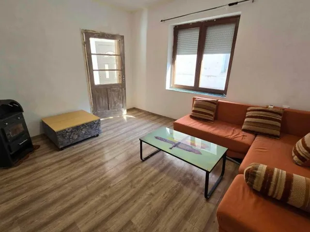 Eladó lakás Siklós 34 nm